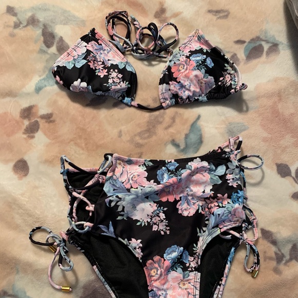 Lace Up High Waisted Floral Pink & Black bikini - Picture 4 of 12